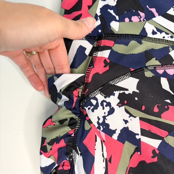 Lululemon Speed Track Shorts Pop Cut Boom Juice Multi Size 10 - Picture 5 of 8